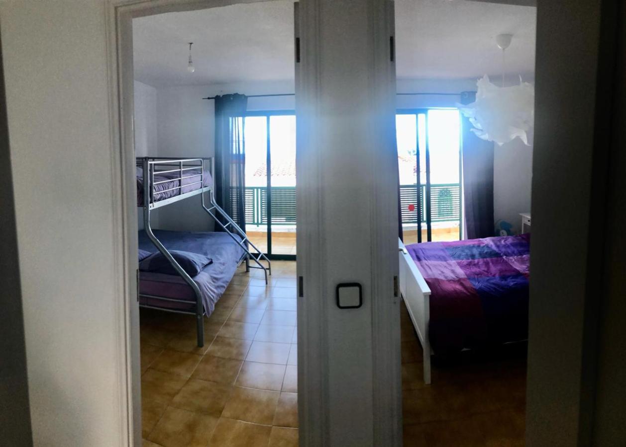 Holiday House Parque Azul Playa La Arena Free Wifi Puerto de Santiago  Exterior photo