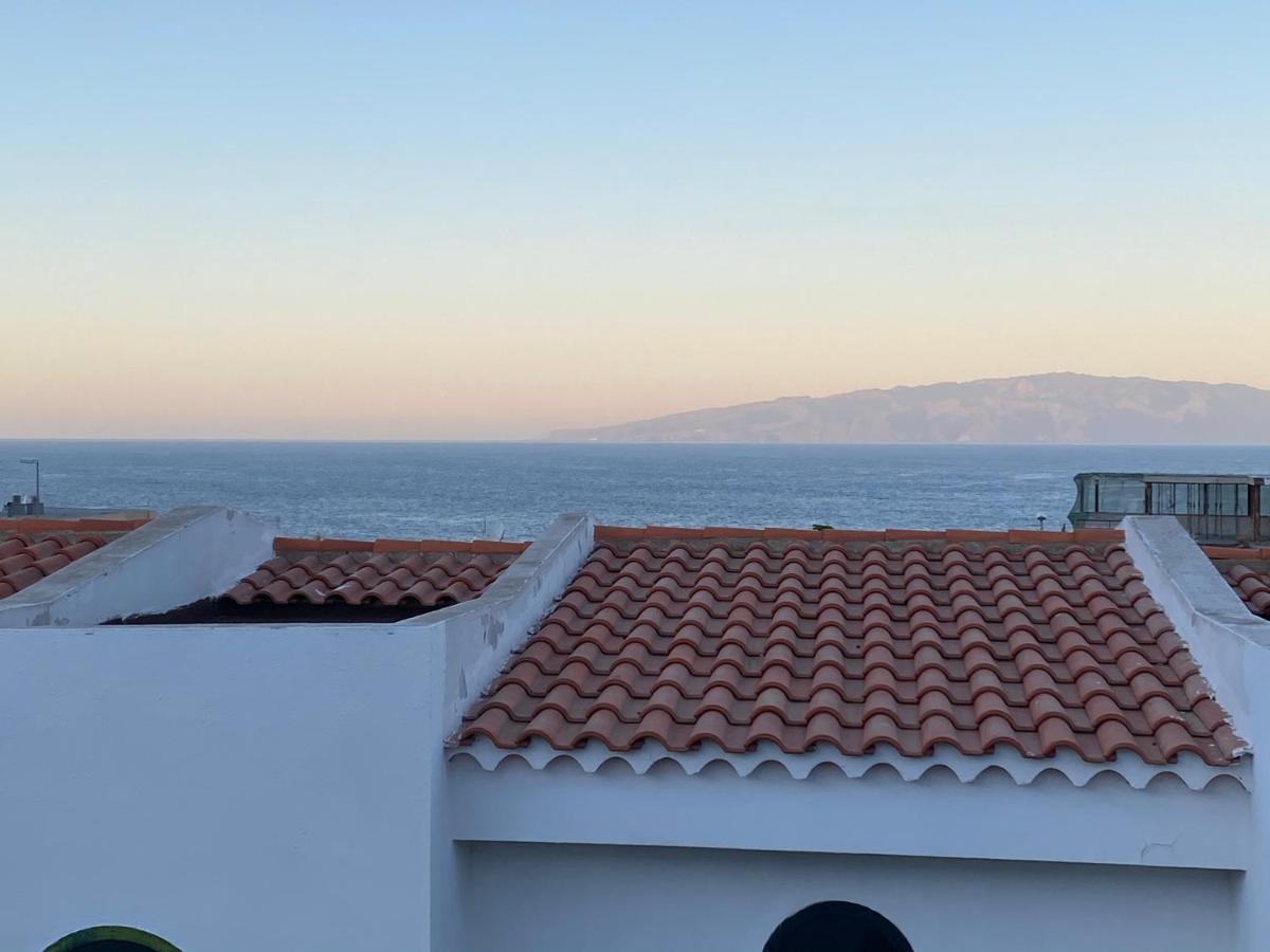 Holiday House Parque Azul Playa La Arena Free Wifi Puerto de Santiago  Exterior photo