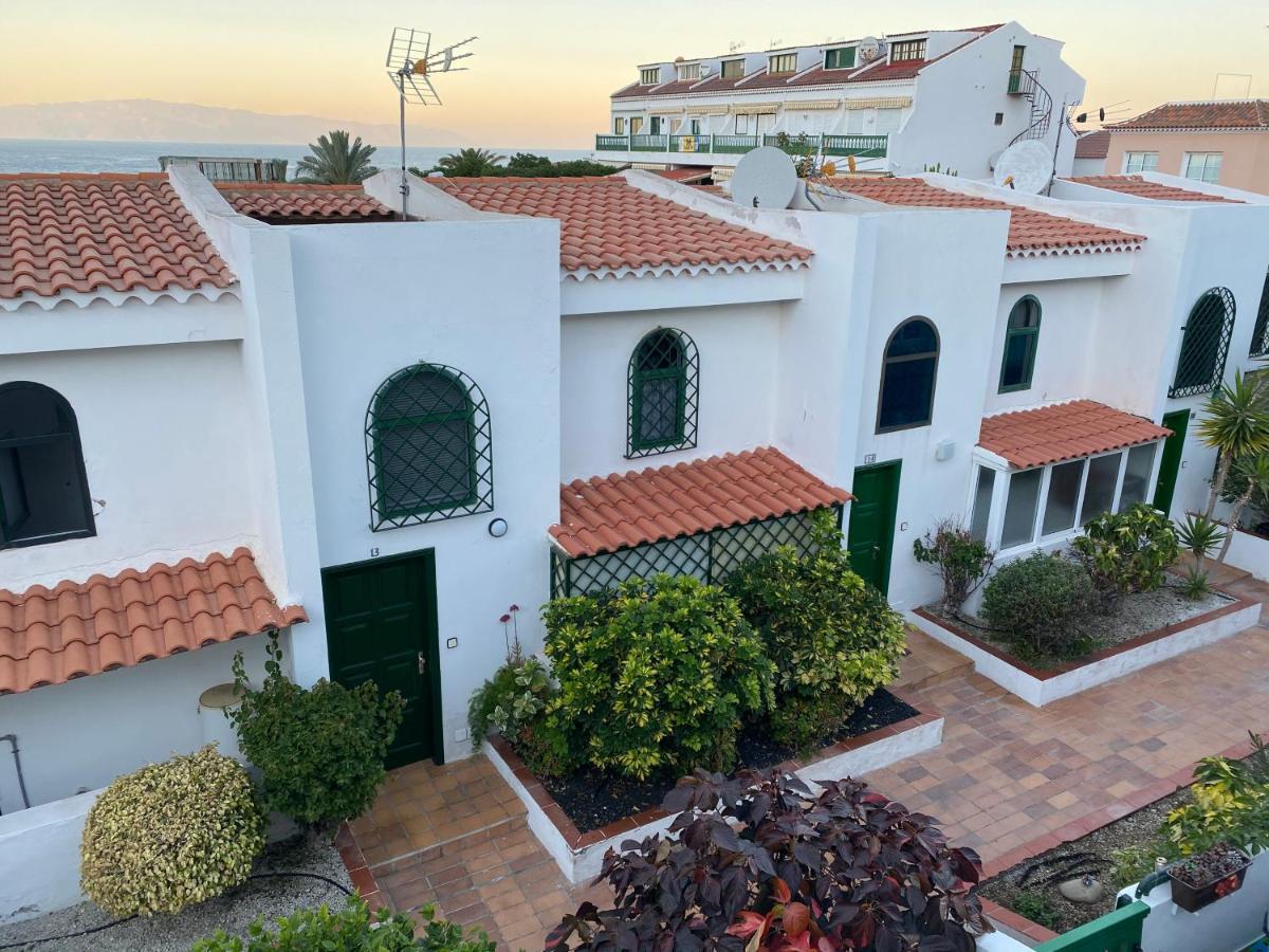 Holiday House Parque Azul Playa La Arena Free Wifi Puerto de Santiago  Exterior photo